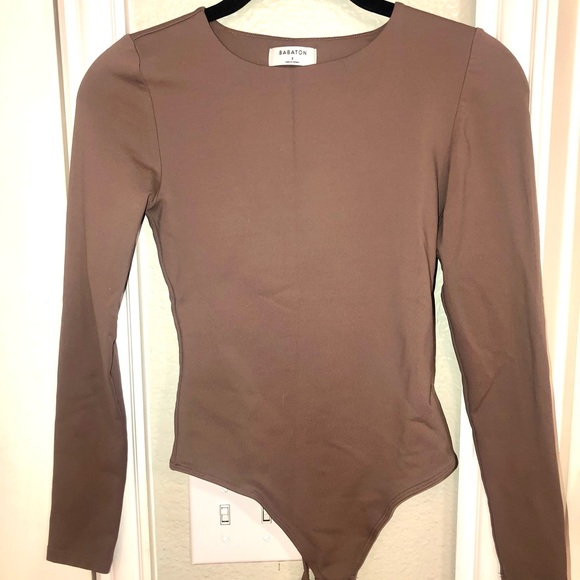Babaton CONTOUR CREW LONGSLEEVE BODYSUIT size small deep taupe - Picture 5 of 5